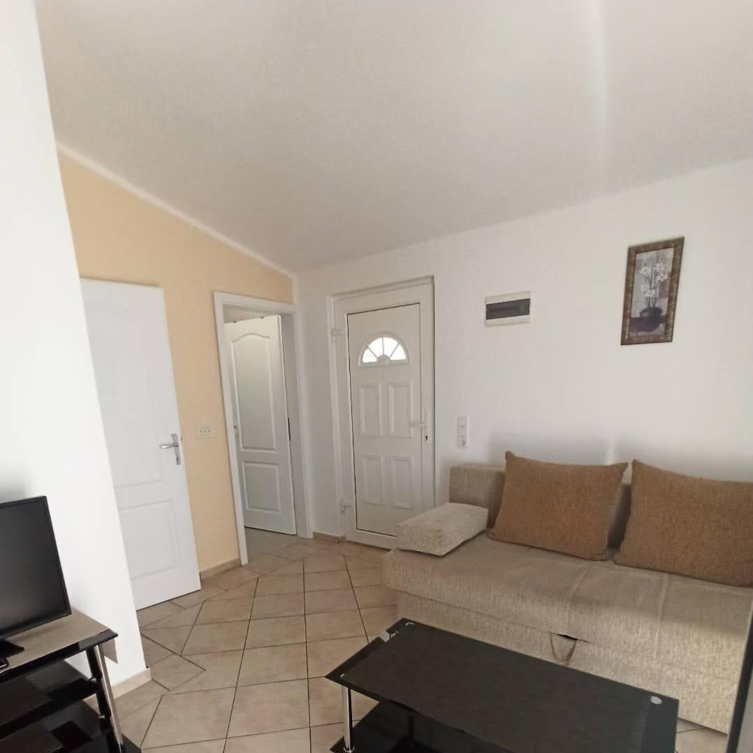 Apartmani Lun Vir Exterior photo